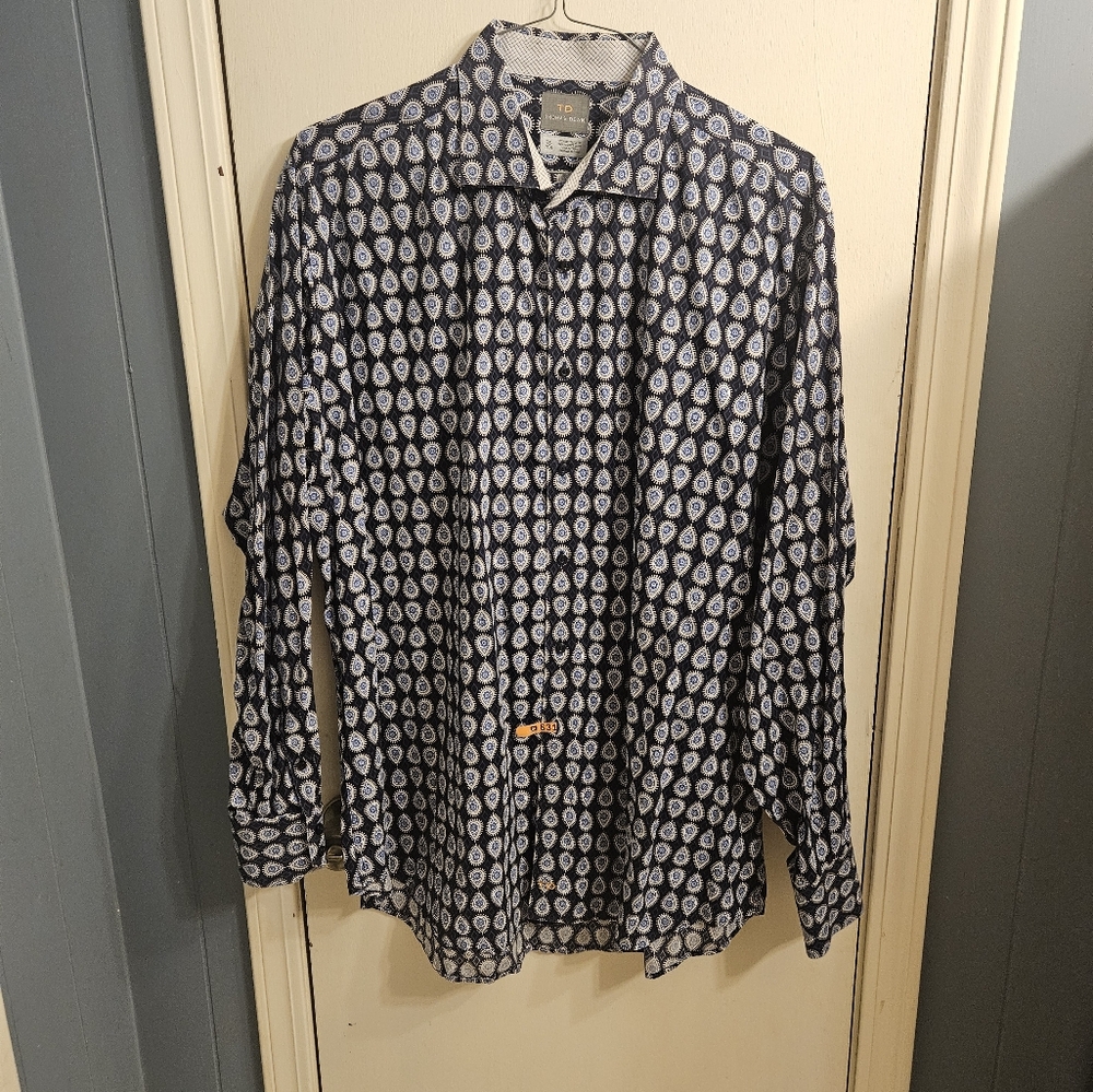 Men's Blue and White Patterned Shirt 3XL